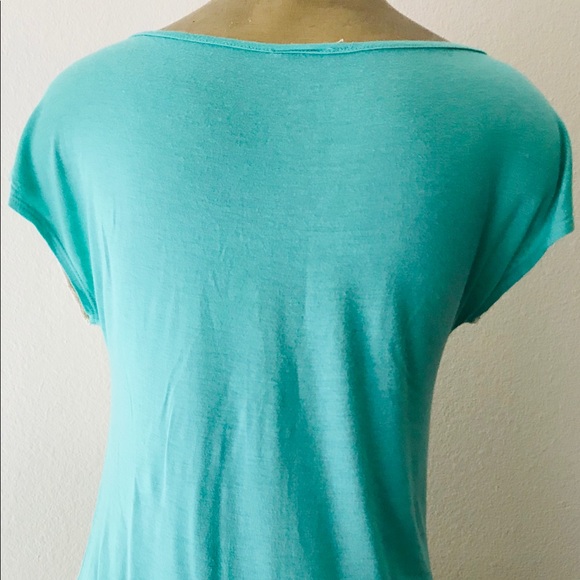 Beautiful Seafoam Top With Lace CROSS M - Picture 5 of 11